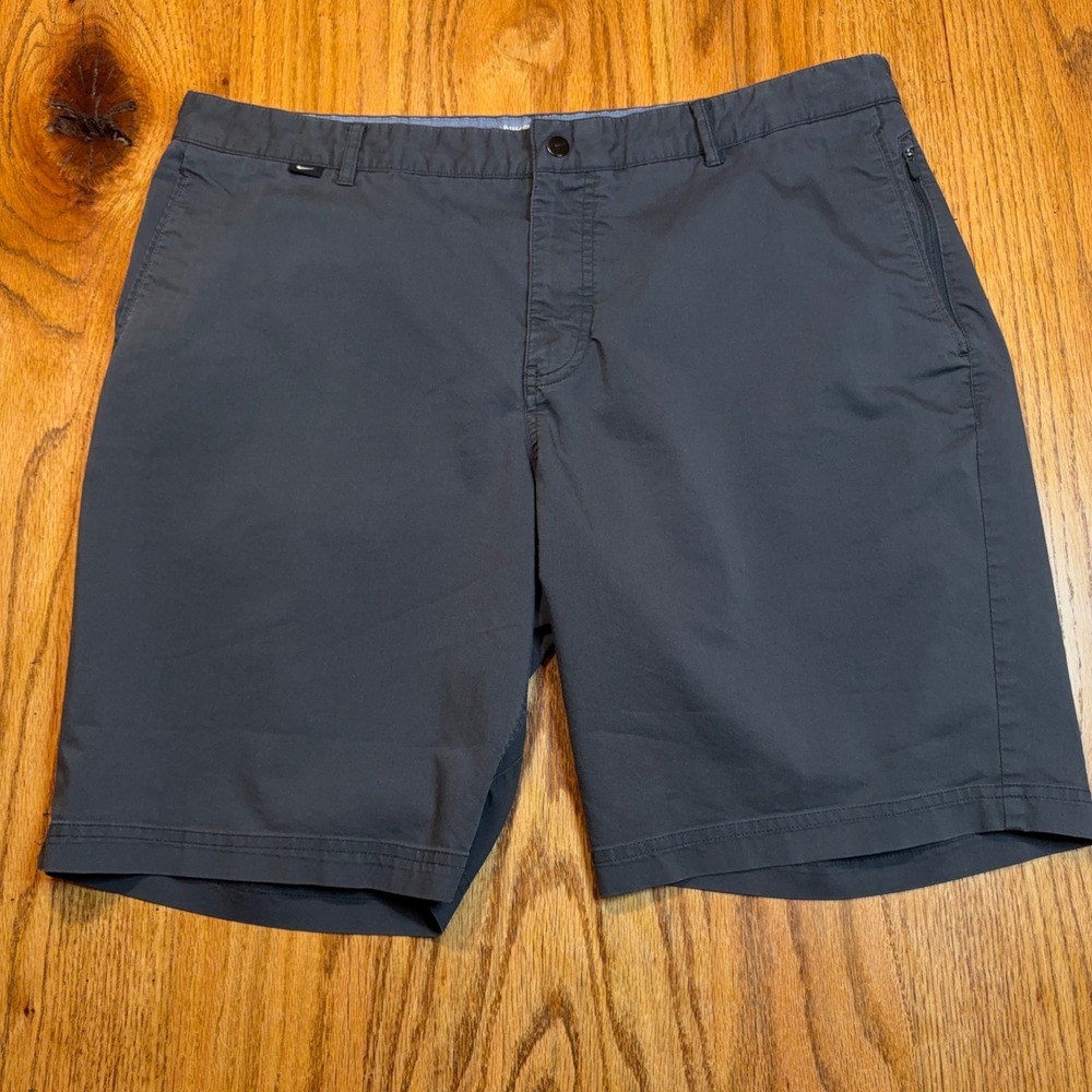 Nike Golf Shorts Mens 38 Grey Modern Fit Chino Dri-FIT Zipper Pocket 725710-060